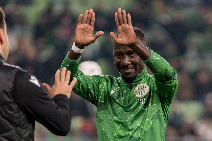 Vajon marad a BL-győztes középpályás?