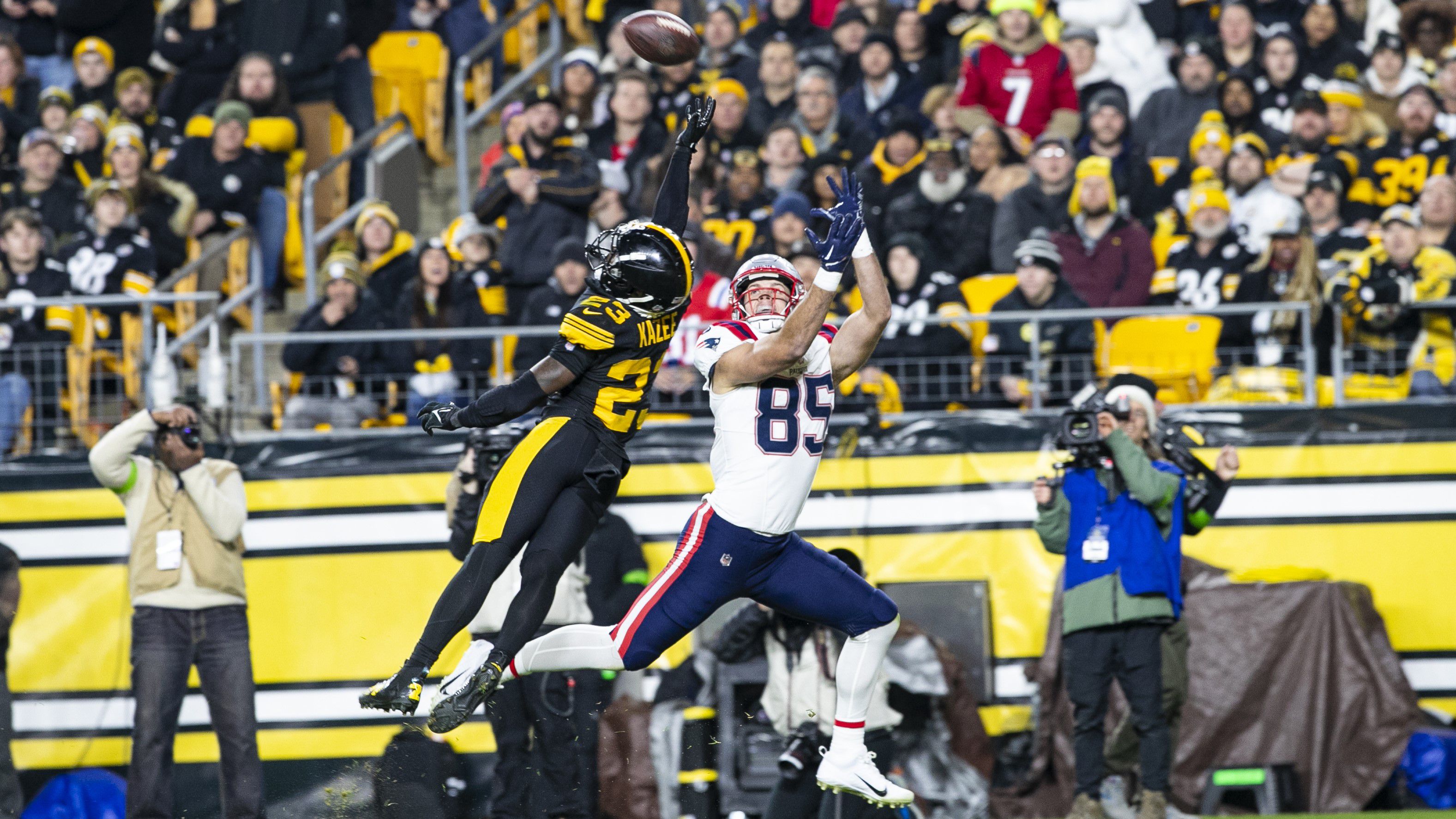 Hunter Henry 2 touchdownja is kellett a Patriots sikeréhez (Fotó: Getty Images)
