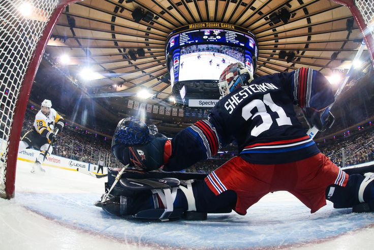 Elképesztő összeg: ennyivel gazdagodik átlagban az NHL legjobban kereső kapusa