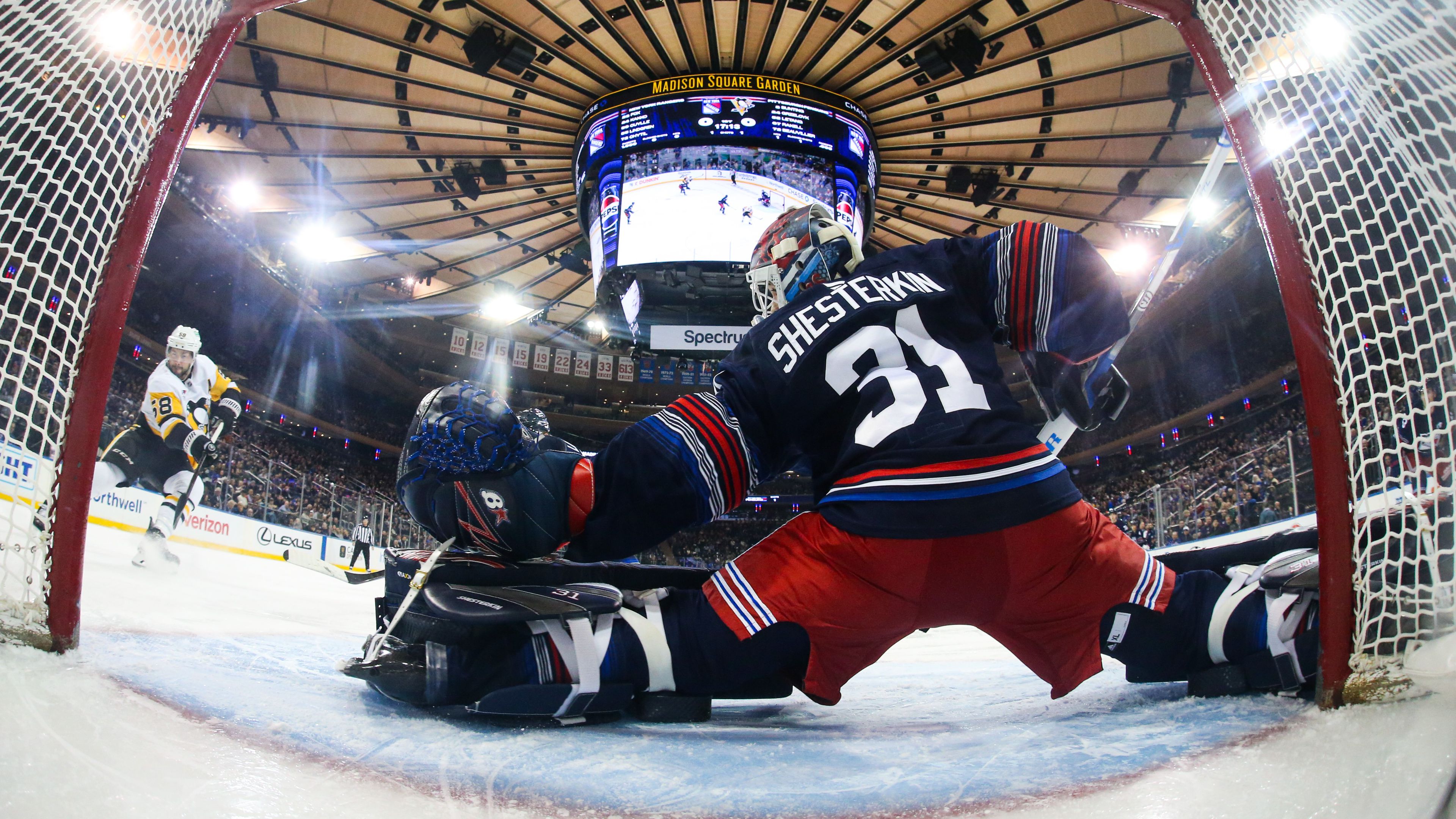 Elképesztő összeg: ennyivel gazdagodik átlagban az NHL legjobban kereső kapusa