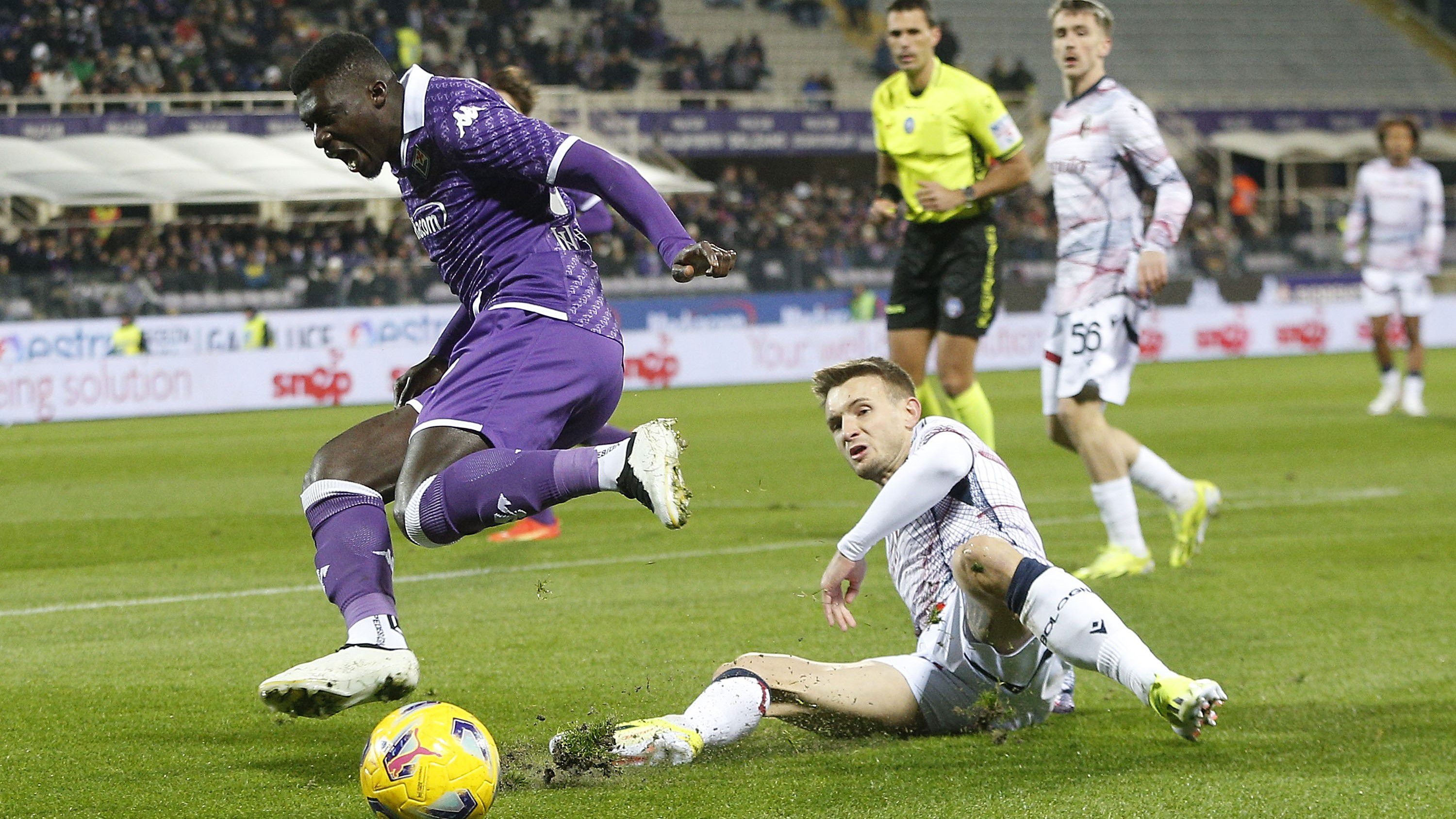 Tizenegyesekkel dőlt el: sorozatban harmadszor kupaelődöntős a Fiorentina