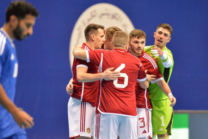 Nyerni tudott Kuvaitban a megfiatalított futsalválogatott