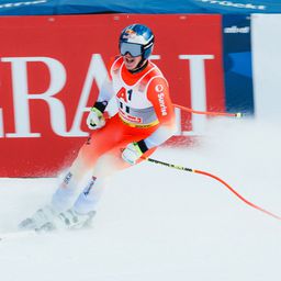 Svájci siker férfi lesiklásban, de nem Odermatt nyert