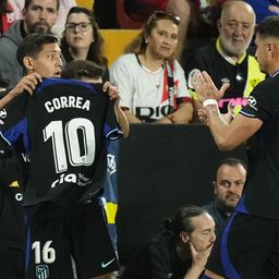 Az Atlético már csak két pontra a Realtól; újra kieső helyen a Valencia