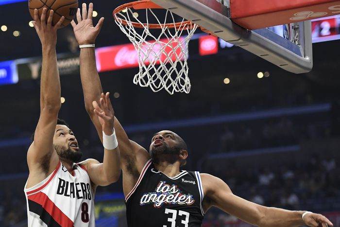 Továbbra is versenyben a rájátszásért a Clippers