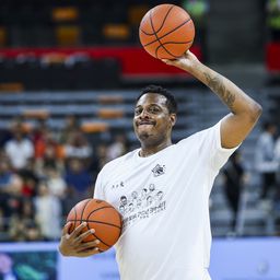 Mezítláb gyalogolt harminc kilométert egy elveszített fogadás miatt