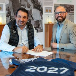 Hosszabbított a Puskás Akadémia vezetőedzője