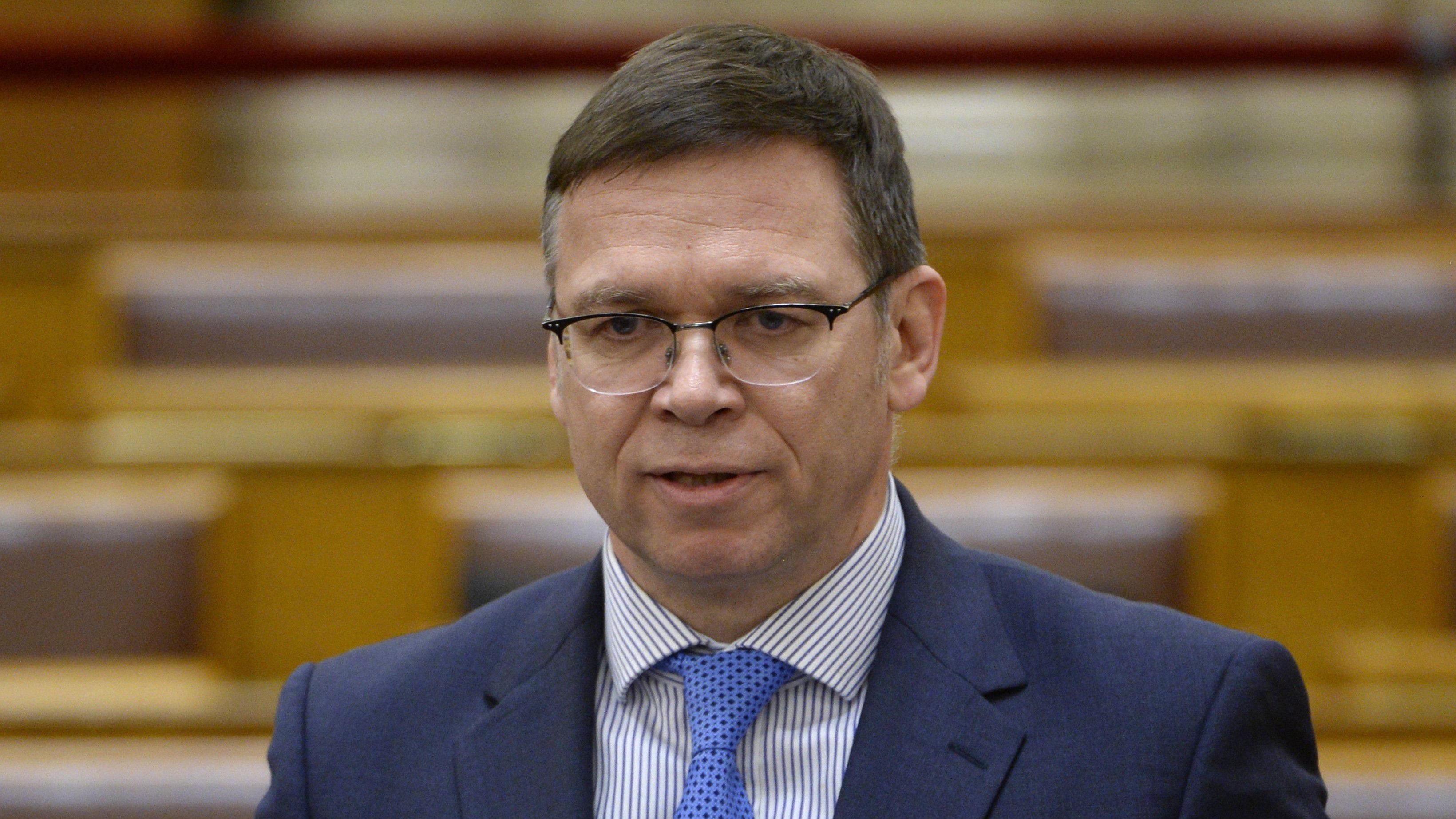 Gyulai Zsolt szerint a volt miniszterhelyettes méltón képviselné Magyarországot