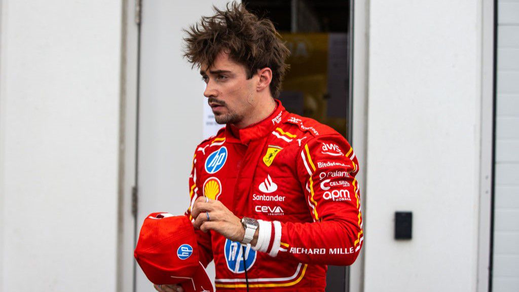F1-hírek: Leclerc nem érti, miért volt lassú, Pérez katasztrófáról beszél