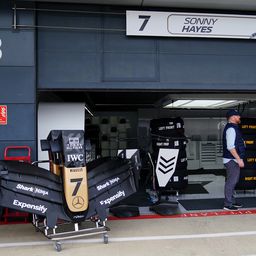 Az F1-es boxutcában is világsztár Brad Pitt