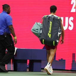 A világelső elárulta, miért kapott ki a US Open elődöntőjében – videókkal