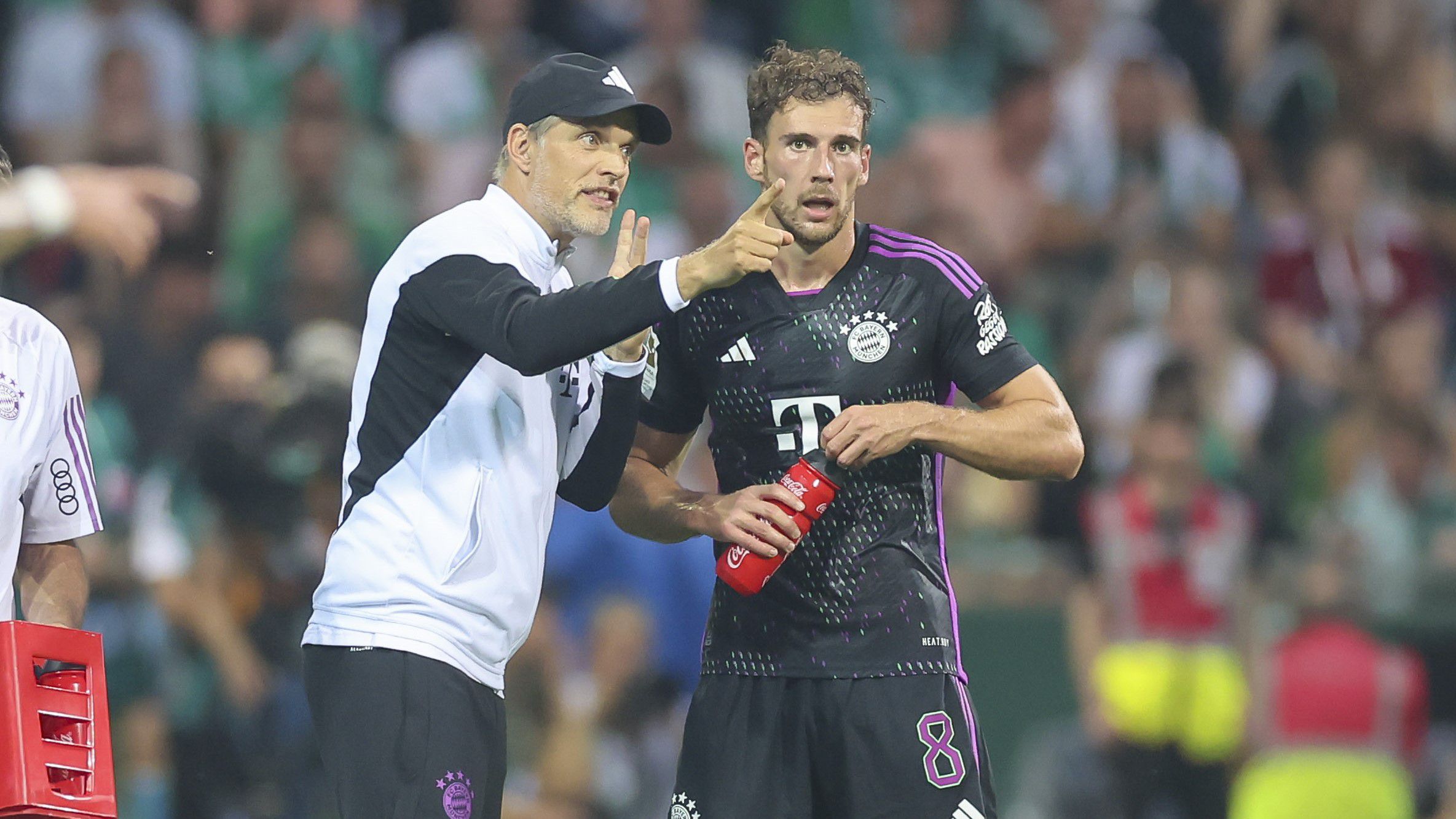 A Bayern Münchent irányító Thomas Tuchel (balra), valamint az együttes középpályása, Leon Goretzka sem érti, miért kell a német válogatottnak az Egyesült Államokba utaznia