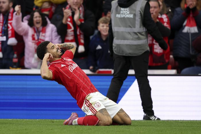 Morgan Gibbs-White szerezte a Nottingham második gólját