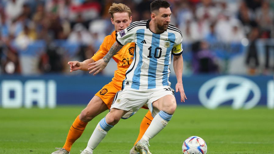 ÉLŐ: Argentína vezet Hollandia ellen