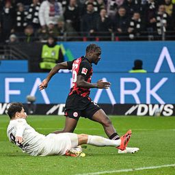 A Frankfurt hatalmas verést mért a Bayern Münchenre – videóval