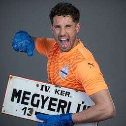 Fejsérülése után üzent az Újpest kapusa