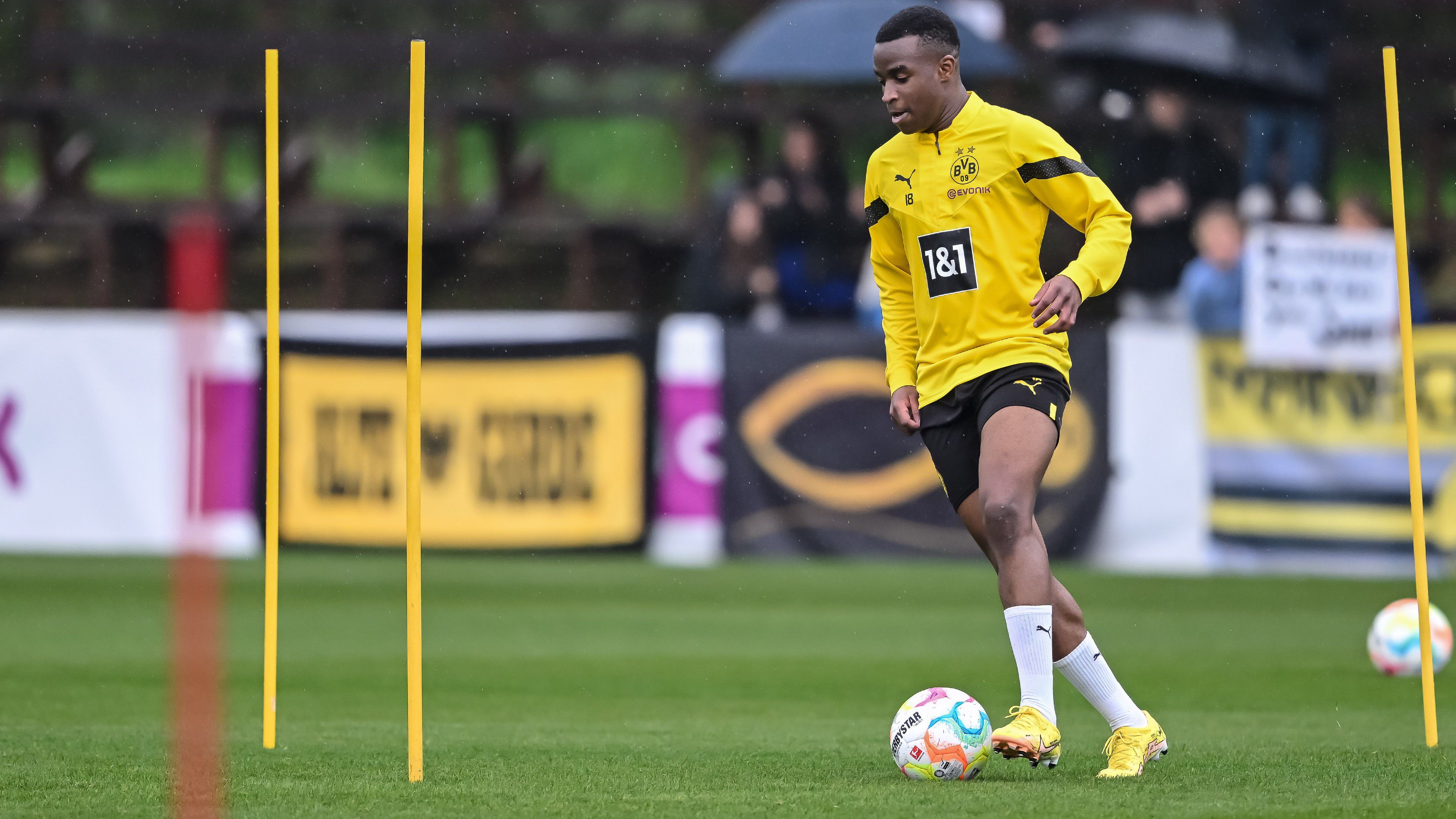 Ingyen szerezheti meg a Dortmund fiatal sztárját a Newcastle
