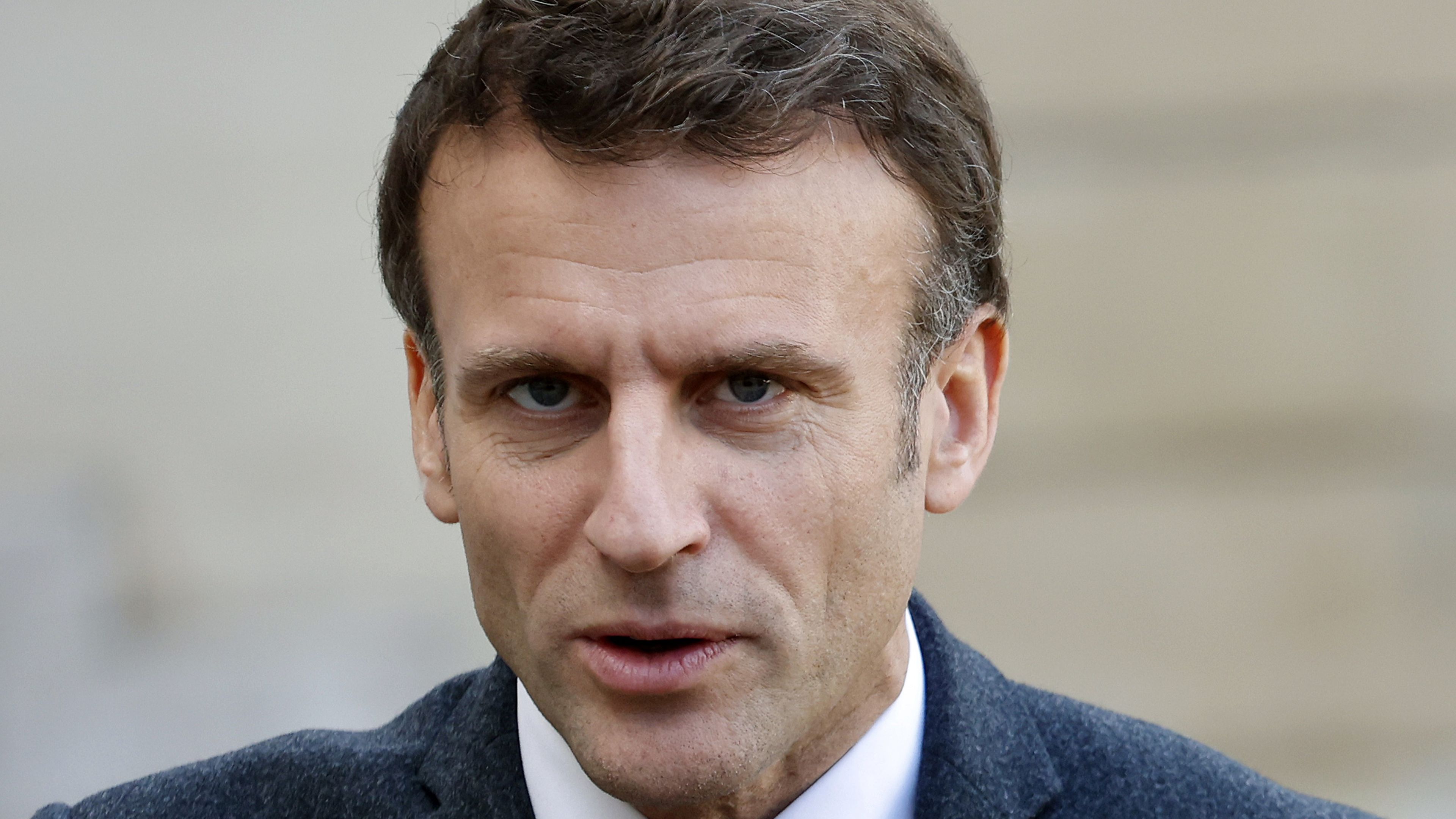 Macron kirúghatja a francia szövetség elnökét, Platini lehet az utód