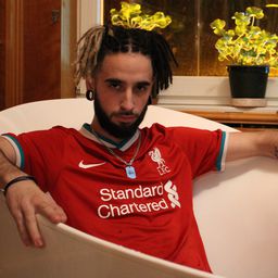 Újabb Szoboszlaival varratja tele magát a fanatikus Pool-drukker