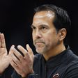 Rekordszerződést kötött az NBA-csapat edzője
