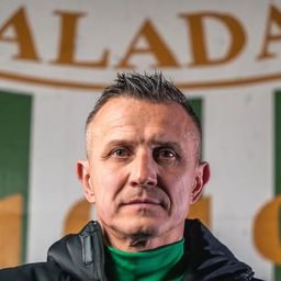 Börtönben ült, eljárás folyik ellene – közleményt adott ki új vezetőedzőjéről a Haladás