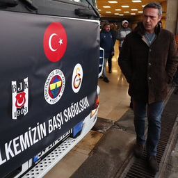 Összefogtak az ősi rivális török klubok a földrengés károsultjaiért