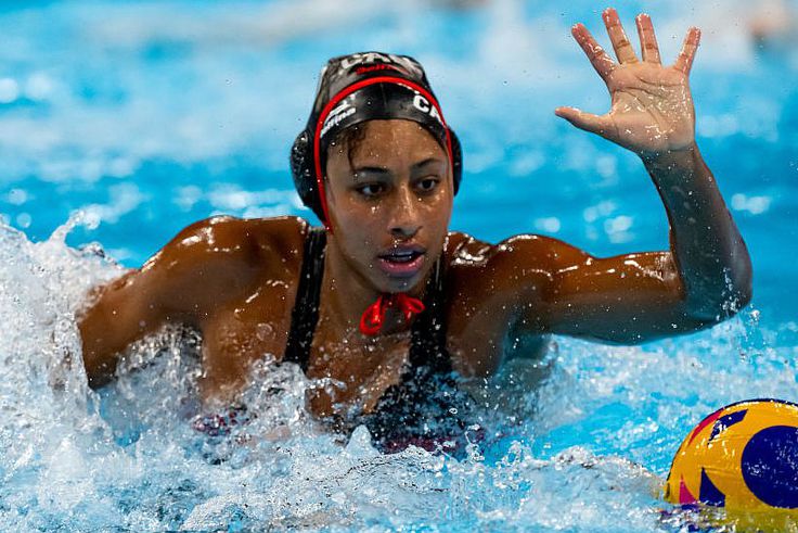 Kanada versenyben maradt az olimpiai kvótáért női vízilabdában