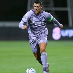 Ronaldo dühöngve hagyta el a pályát, miután csapata csak egy pontot szerzett – videóval