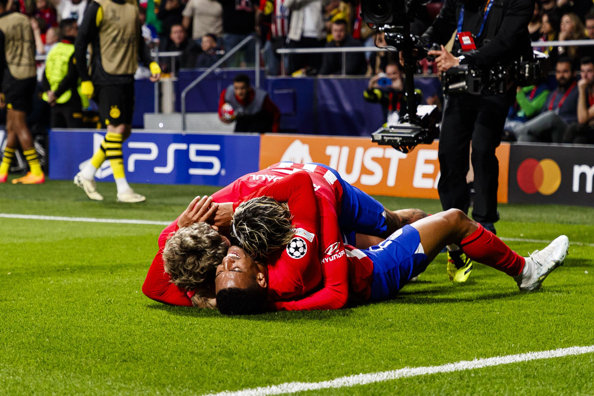 Lino gólja után a kiesés szélére sodródott a Dortmund Fotó: Getty Images