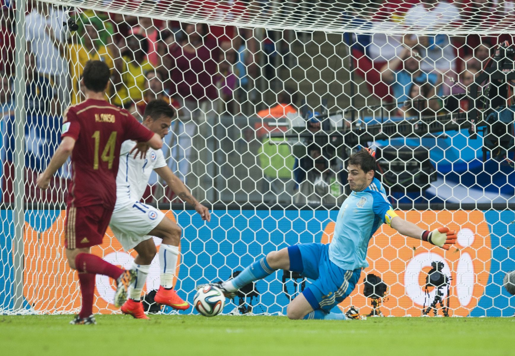 Iker Casillas (jobbra) kilenc meccset hozott le kapott gól nélkül az Eb-ken/Getty