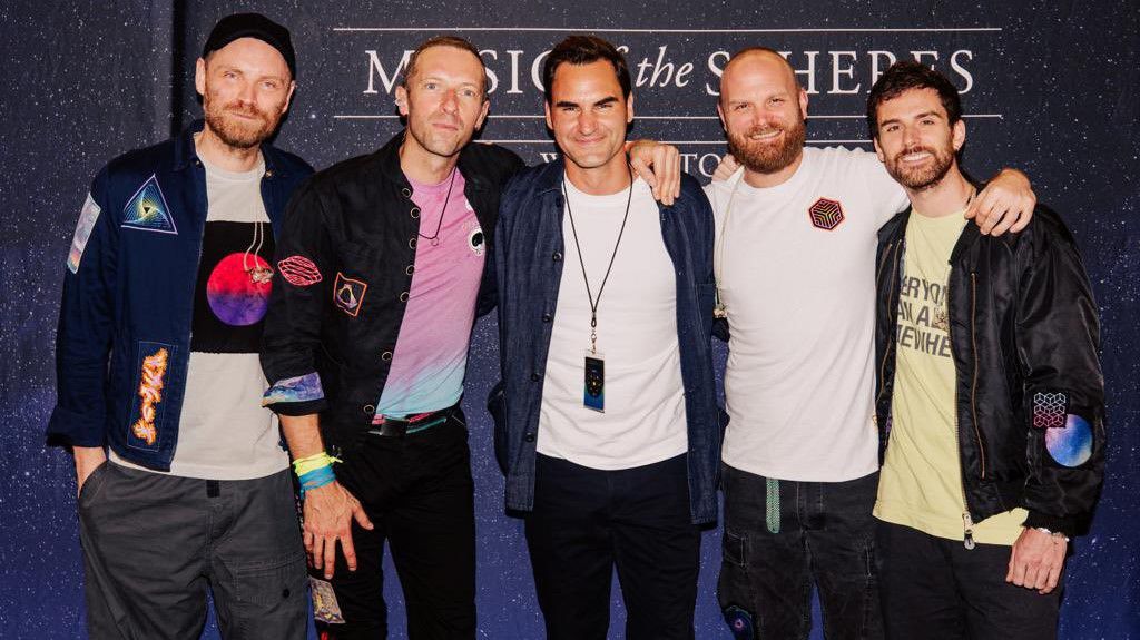 Federer a Coldplay együttessel még színpadra is lépett /Fotó: Twitter