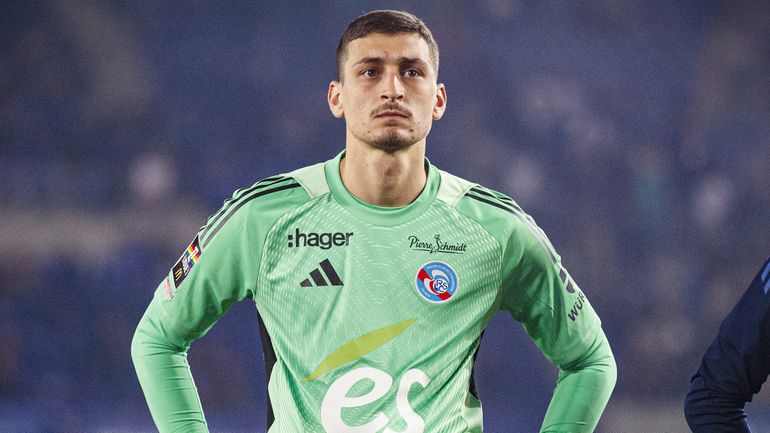 Ismét a Chelsea-től szerezhet kapust Kerkez korábbi csapata