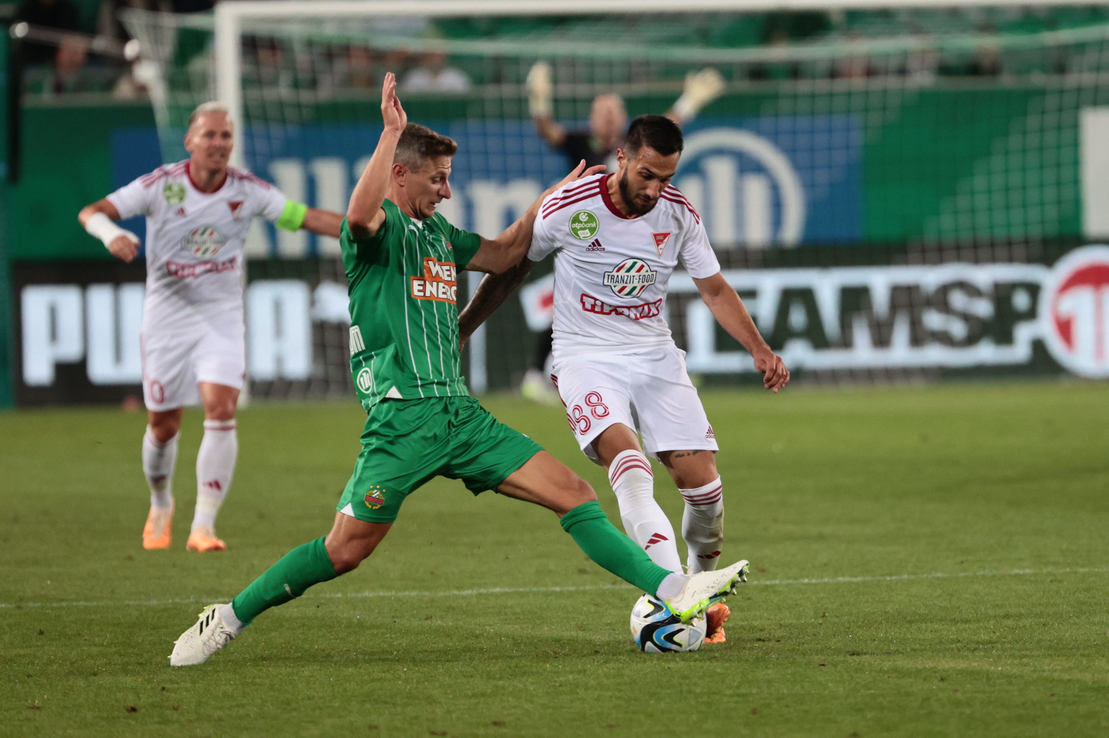 A Debrecen két kapufáig jutott Bécsben, gól nem esett, a visszavágóra maradt a döntés – videóval