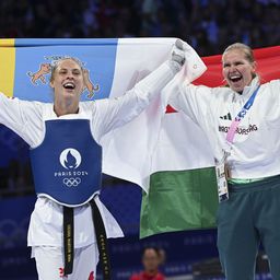 A táncos kedvű Márton Viviana elárulta, miért ünnepelt két zászlóval