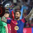 Bejelentették: a Barcelona alapembere Ronaldóékhoz igazolt