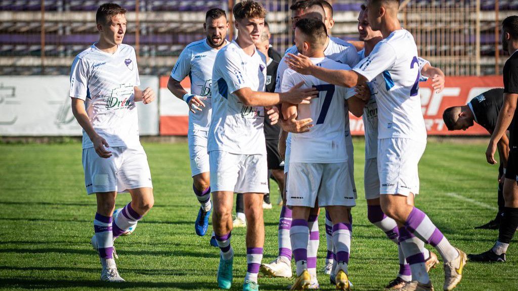 A lila-fehérek hétvégén 7–0-ra intézték el a Martfűt, gólkülönbségük már 22–2, s magabiztosan vezetik a bajnokságot. (Fotó: Békéscsaba 1912 Előre)