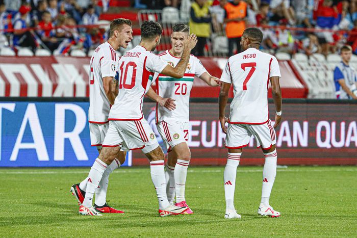 Tíz év után újra hazai pályán a csehek ellen a magyar válogatott