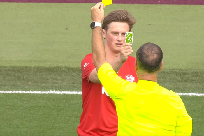 Max Fosh frappánsan reagált a sárga lapra