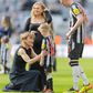 A Premier League-óriás egykori tulajdonosa könnyekben tört ki