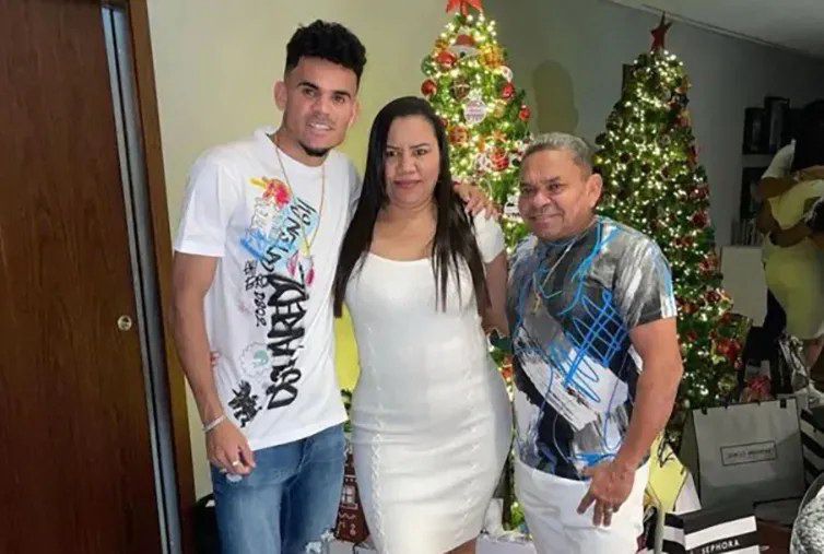 Most már újra együtt lehet a Díaz család /Fotó: Instagram