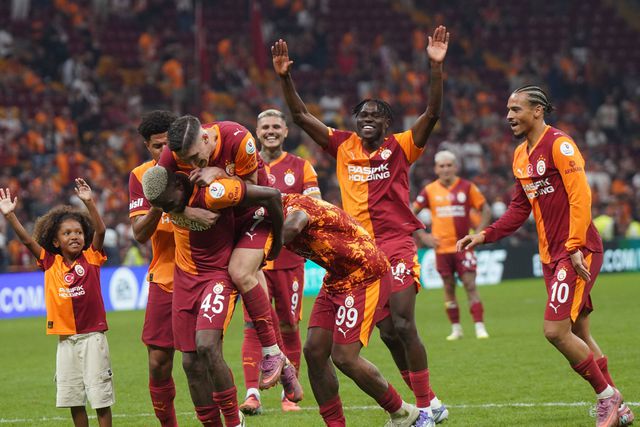 A Galatasaraynak két játékosa is érintett a sportfogadási botrányban