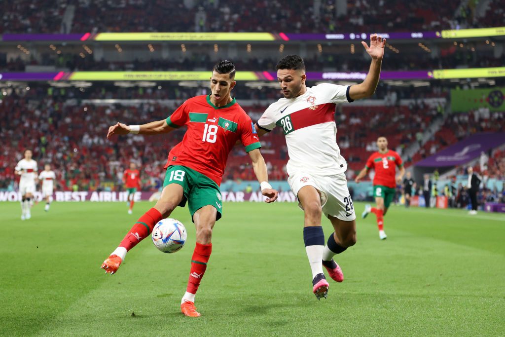 Marokkó fejes góllal az első félidő végén vezetést szerzett, és kiejtette Portugáliát
