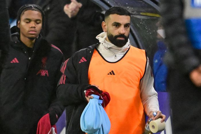 Szalah kimaradt a keretből