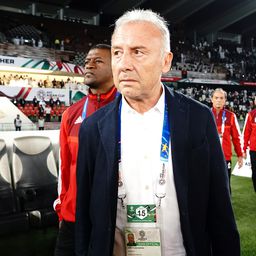 Elesett és eszméletét vesztette a legendás olasz labdarúgóedző