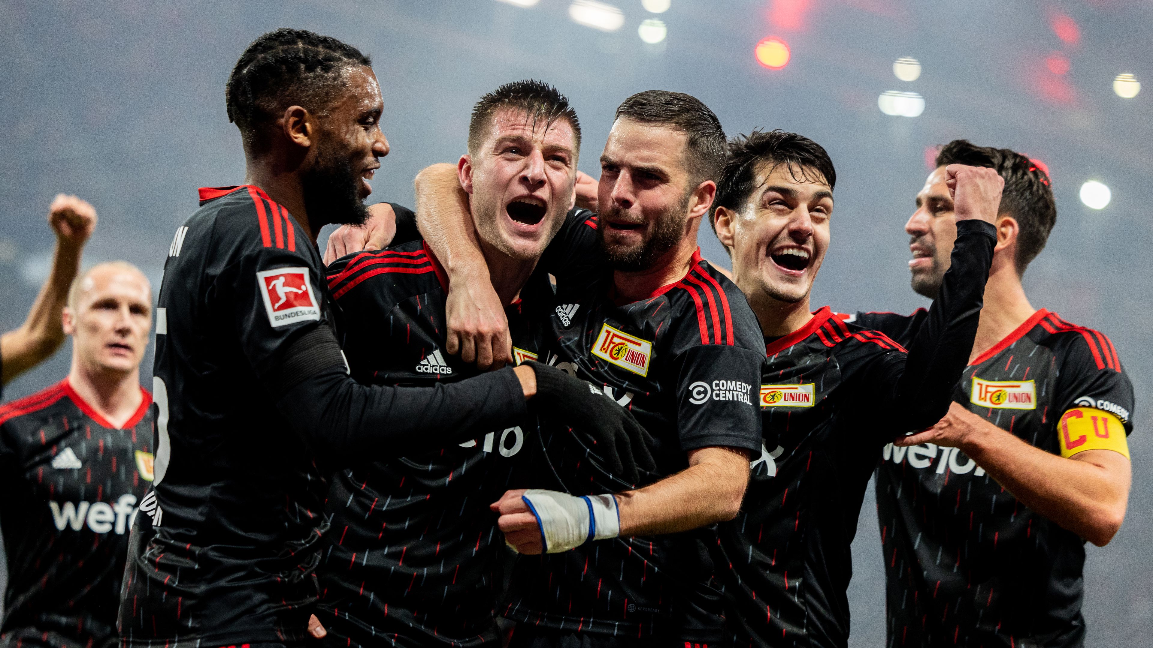 Laidouniék hátrányból győzték le Szoboszlaiékat a Bundesliga-rangadón