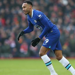 Elképesztő: Aubameyang meggondolta magát