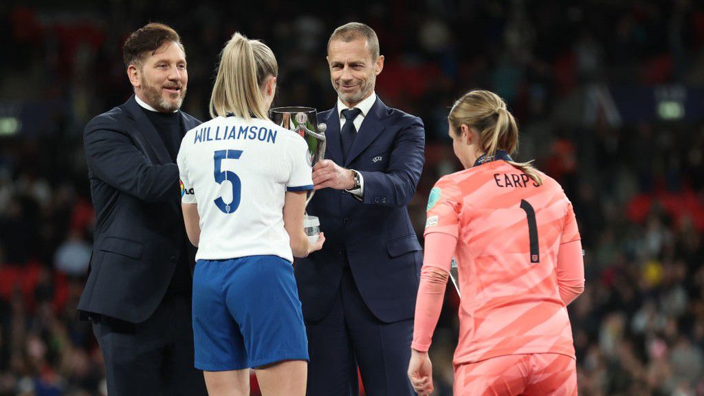 A múlt heti Finalissima, a Brazília–Anglia női mérkőzésen nem kellett hasonlótól tartania Ceferinnek (Fotó: Getty Images)