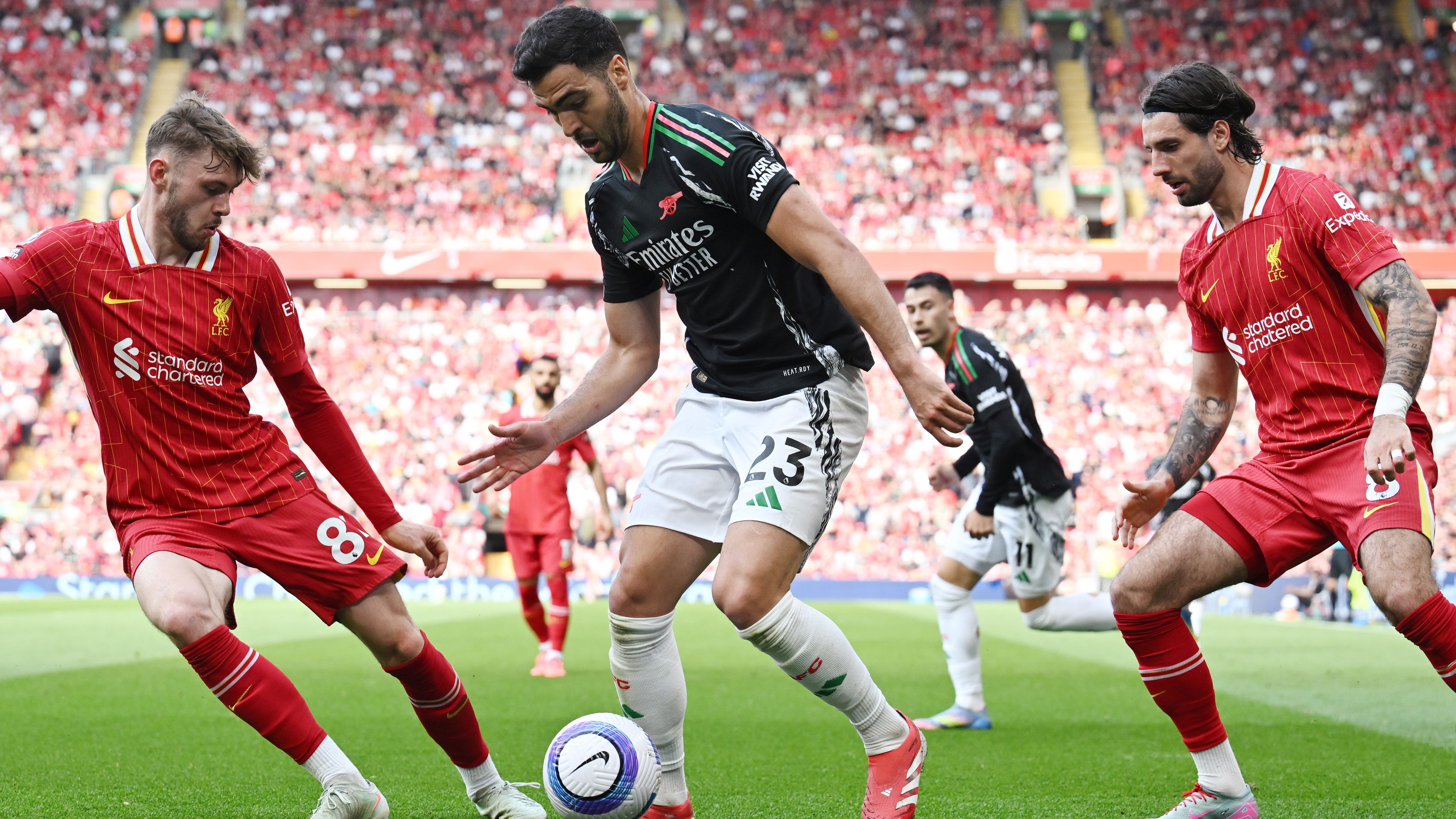 Videón Szoboszlai gólpassza, az Arsenal kétgólos hátrányból állt fel a Liverpool otthonában