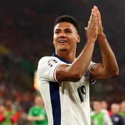 Rekorder lett Ollie Watkins és Xavi Simons, Harry Kane beérte Alan Shearert