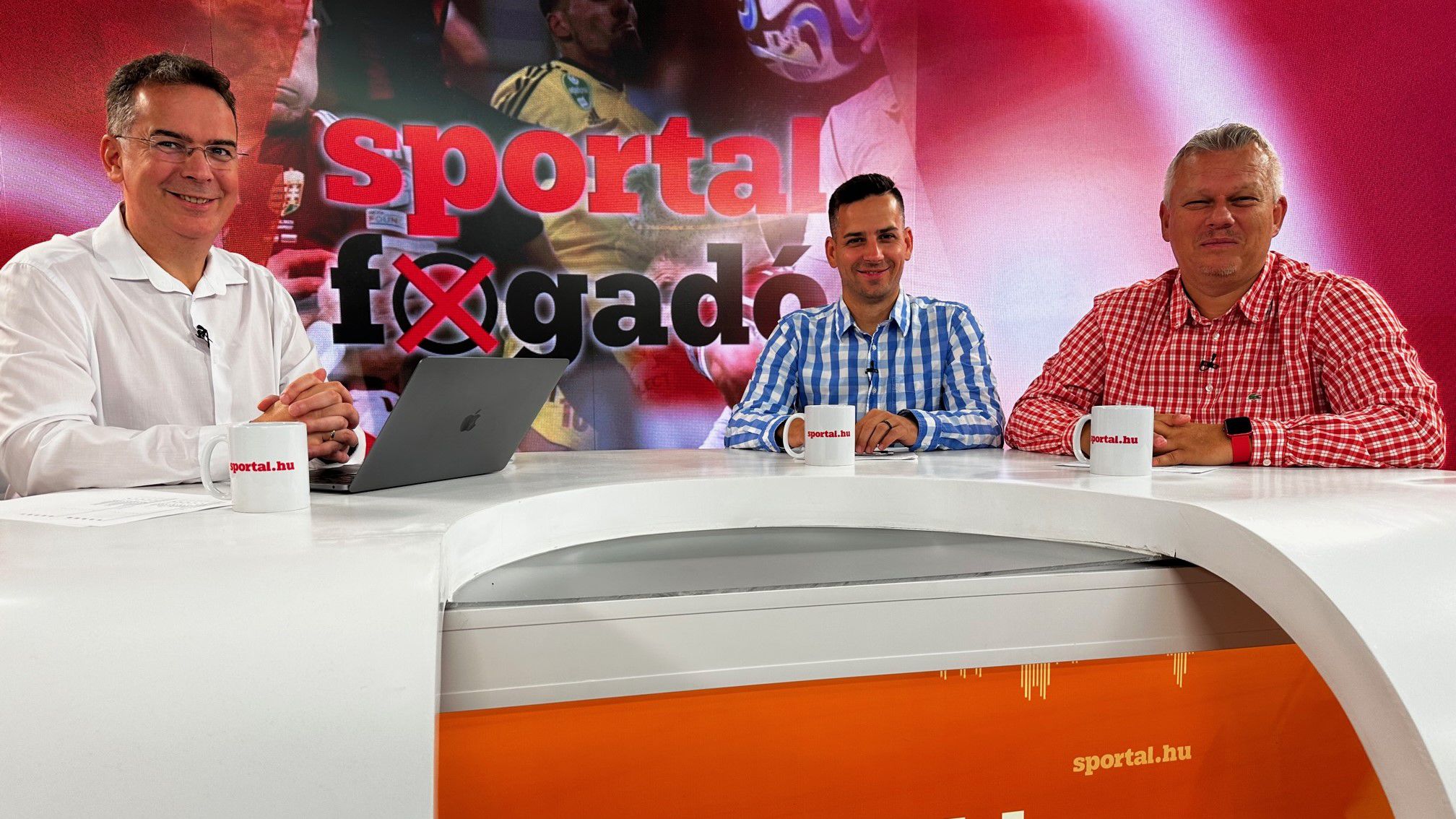 A Sportál Tv stúdiójában: Kecskés István, Cselleng Ádám és Csontos Róbert